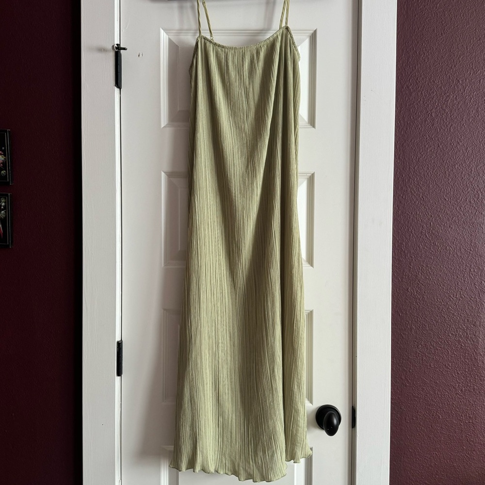 Madewell Plisse Goldie Dress, size 6